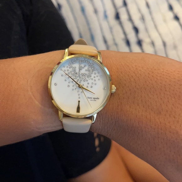 Kate Spade Watch - Picture 3 of 4